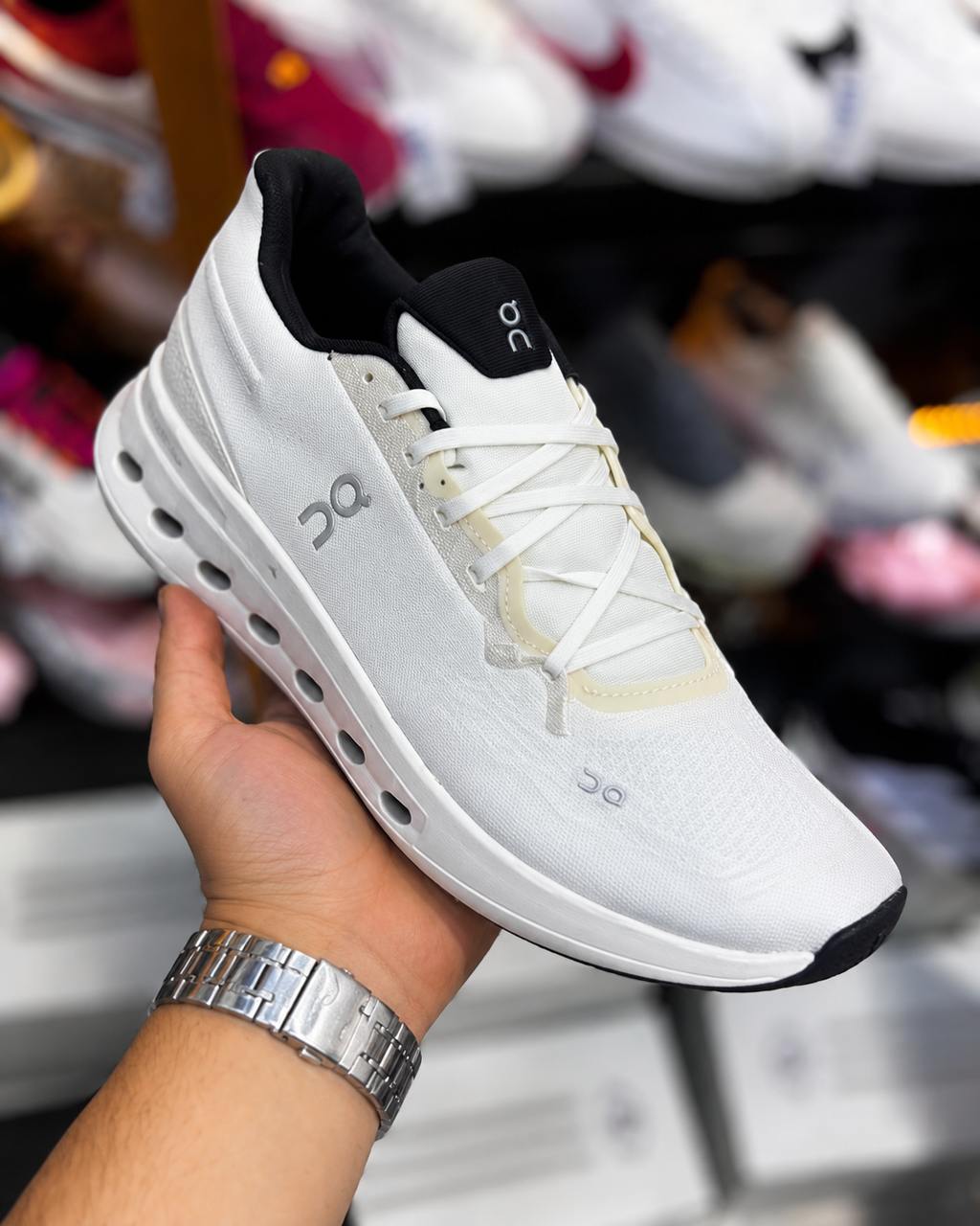 On Cloudsurfer (White)